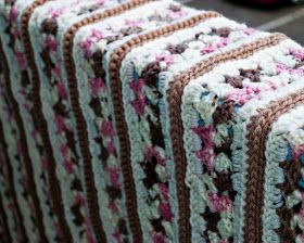 Crotchet Rugs, Mile A Minute Afghan, Mile A Minute Crochet, Crochet Mile A Minute, Afghan Patterns Crochet, Crocheted Afghans, Crochet Afghan Patterns, Crochet Afghan Patterns Free, Crochet Afgans