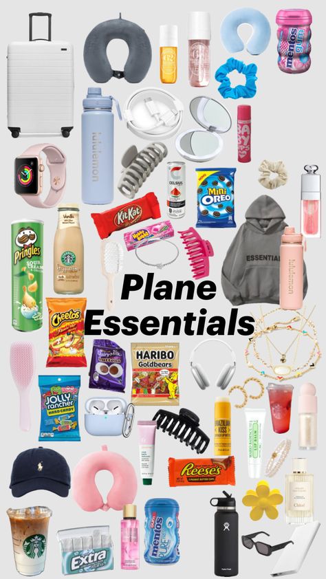 Plane Essentials, Road Trip Necessities, Trip Essentials Packing Lists, What To Pack For Vacation, Road Trip Bag, Road Trip Kit, School Backpack Essentials, Trendy Travel Bags, Preppy Travel