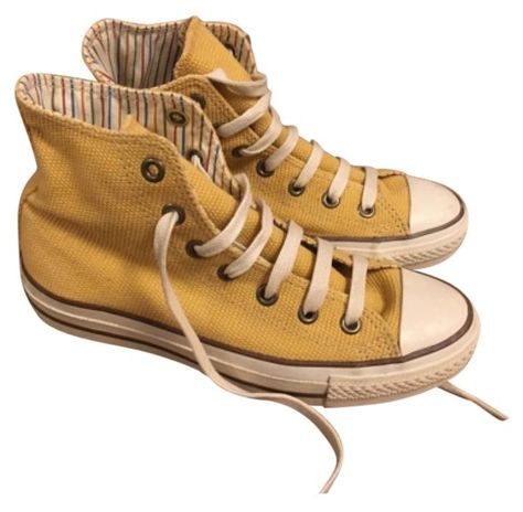 Converse Yellow Athletic Converse Yellow, Yellow Converse, Moodboard Pngs, Estilo Hipster, Dr Shoes, Yellow Sneakers, Outfit Maker, Outfit Shoplook, Dream Clothes