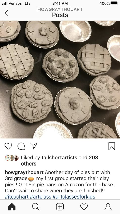 Elementary Clay Lessons, Clay Art Lessons, Middle School Clay Projects, High School Ceramics Projects, Kids Pottery Projects, Elementary Clay Projects, Clay Projects For High School, Ceramics Classroom, Clay Projects For Kids