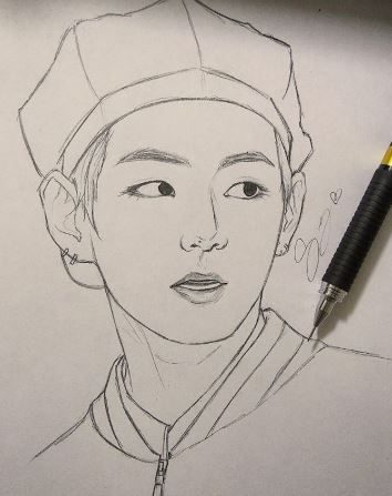 Taehyung Art Pencil Easy, Taehyung Drawing Pencil Sketch, Taehyung Eyes Drawing, Bts Sketches Easy Simple, Bts Drawings Easy, Purple Sketch, Bts Sketch, Taehyung's Art, 얼굴 드로잉