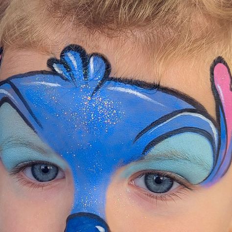 Stitch Face Paint Easy, Lilo And Stitch Face Painting, Kids Facepainting Ideas Simple, Step By Step Face Painting Easy, Fast Face Paint, Face Paint Easy For Kids, Face Paints For Kids, Facepainting Ideas Easy For Kids, Kids Makeup Ideas