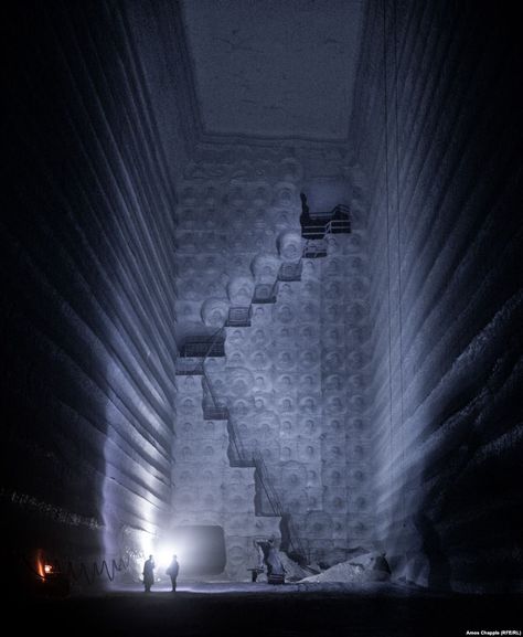 Salt Of The Earth: Inside Ukraine's Artyomsol Mine Asteroid Mining Concept, Krakow Salt Mines, Underground Mining, Mining Quarry, Under Ground, Salt Mine, Underground World, Salt Of The Earth, Urban Exploration