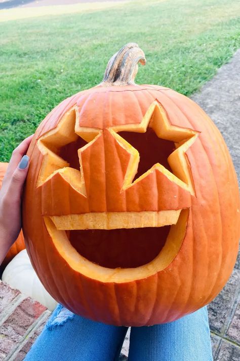 Kid Pumpkin Ideas Carving, Aesthetic Easy Pumpkin Carvings, Preppy Carved Pumpkin, What Should I Carve On My Pumpkin, Food Pumpkin Carving Ideas, Carved Pumpkins Ideas Aesthetic, Cute And Easy Pumpkin Carving Ideas For Kids Simple, Easy Aesthetic Pumpkin Carving, Pumpkin Carve Ideas Easy