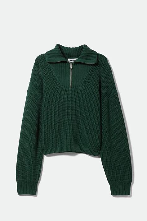 Feminine Tomboy Style, Sweater Street Style, Jumpers Oversized, Oversized Knitwear, Green Oversized Sweater, Half Sweater, Knitted Vests, Dark Green Sweater, Half Zip Sweater