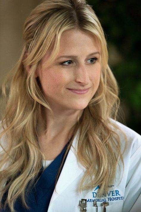 Mamie Gummer hair Emily Owens Md, Dr Kildare, Mamie Gummer, Hair Skin Nails, Meryl Streep, The Cw, Hair Skin, Girl Crush, American Actress