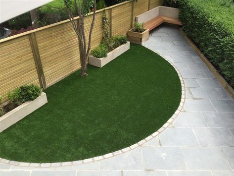 Round Lawn, Triangle Garden, Mary's Garden, Lawn Ideas, Small Garden Landscape, Backyard Landscaping Plans, Back Garden Design, Garden Paving, Corner Garden