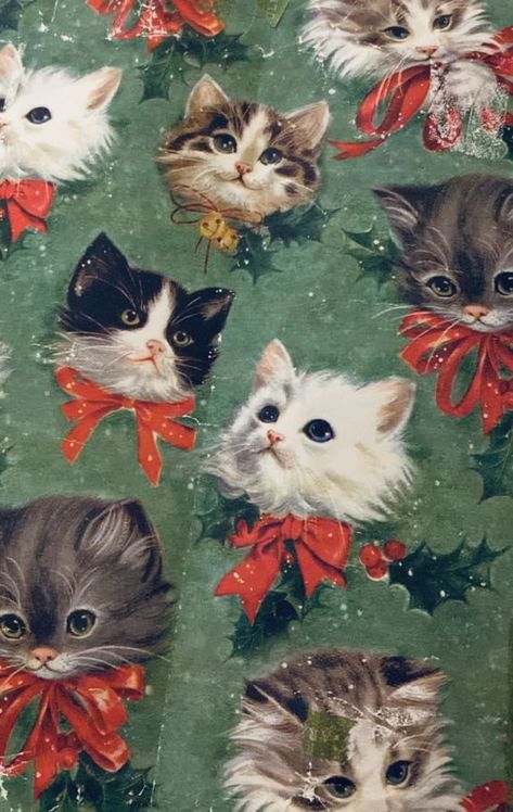 Cute Vintage Backgrounds, Cats Christmas Wallpaper, Christmas Wallpaper Cottagecore, Cottagecore Christmas Aesthetic Wallpaper, Christmas Backgrounds Vintage, Cute Vintage Christmas Wallpaper, Christmas Vintage Aesthetic Wallpaper, Old Fashioned Christmas Wallpaper, Antique Christmas Wallpaper