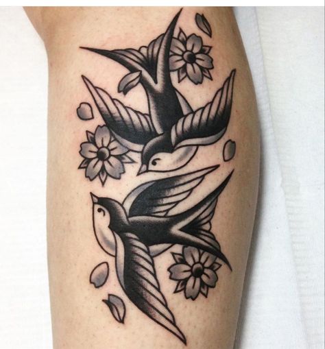 Traditional Tattoo Inspiration, Sparrow Tattoo, Traditional Style Tattoo, Traditional Tattoo Sleeve, Tattoo Traditional, Old School Tattoo Designs, Tatuaje A Color, Traditional Tattoo Art, Black Ink Tattoos