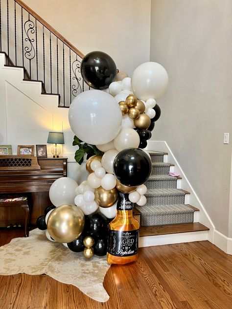 Aged To Perfection Balloon Garland, Balloons On Stairs, Staircase Party Decor, Balloons On Staircase, Staircase Balloon Garland, Stairs Garland, Nye 2025, Bday Surprise, 50th Birthday Party Ideas For Men