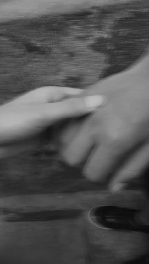 Guess u can hold my hand if u want to Cause i wanna hold yours too My Hands Look Like This So Hers Can Look, Hand Hold Pic, Couple Holding Hands Real Pic, Romantic Hands Holding Couple, Hand Holding Pics, Hand Holding Quotes, Hand Pics Couple, Couple Hand Snap, Couples Aesthetics Blurry