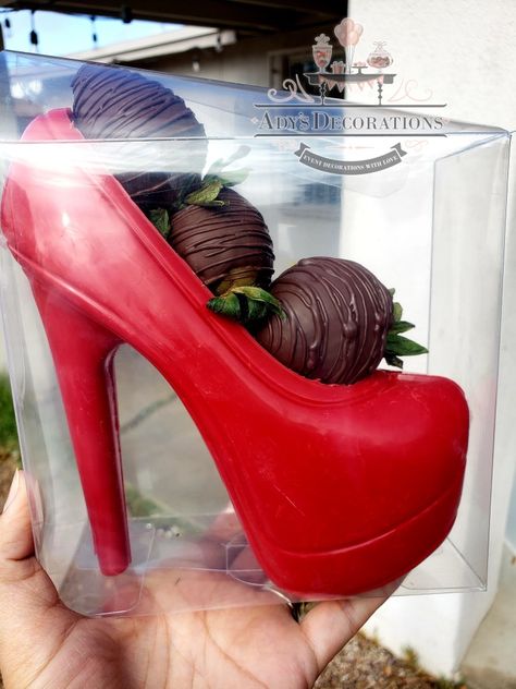 Shoe Mold, Chocolate Hills, Shoe Cakes, Treat Basket, Strawberry Decorations, Chocolate Covered Treats, Shoe Molding, Fruit Arrangements, Valentines Day Cakes