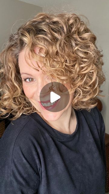 Me And My Curls, Side Bangs Curly Hair Natural Curls, How To Get Big Curls, Diffusing Curly Hair, Drying Curly Hair, Short Curly Hair Updo, Curl Clumps, Short Blonde Curly Hair, Curly Tips