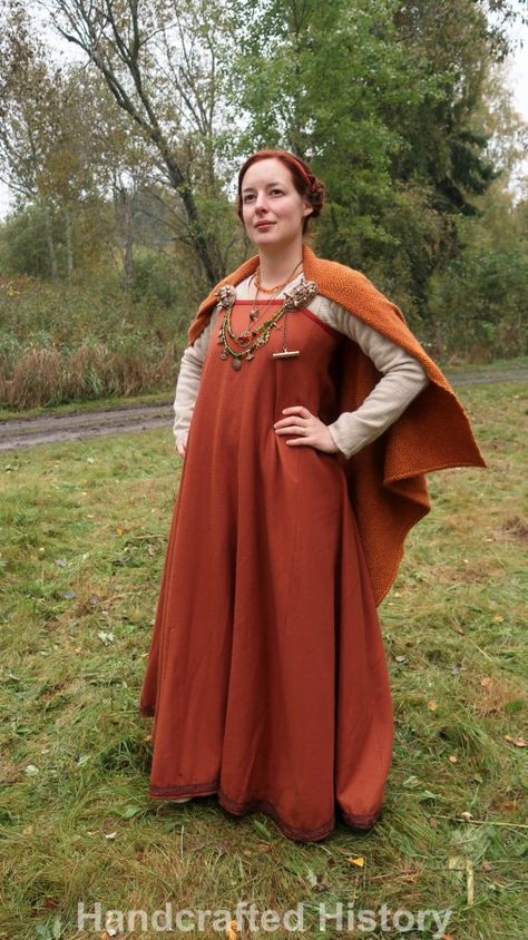 Viking Outfit, Viking Costumes, Norse Clothing, Viking Clothes, Costume Viking, Viking Garb, Viking Reenactment, Kawaii Clothes Goth, Viking Dress