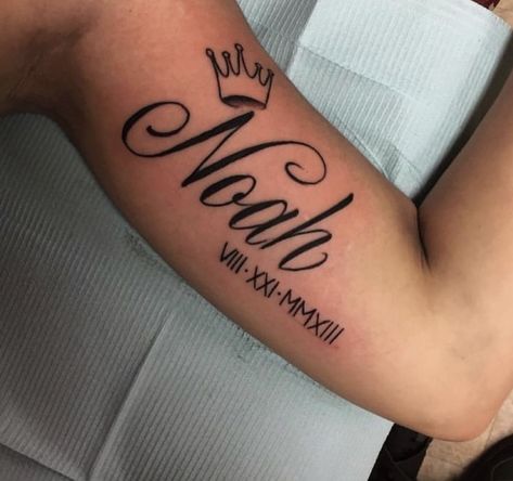 Tattoos With Kids Names For Moms Boys Sons, Baby Boy Name Tattoos For Moms, Boy Name Tattoos For Mom, Name And Birthday Tattoo, Baby Boy Tattoos For Mom, Baby Name Tattoo Ideas, Tattoo For Sons Boys Mom, Kid Name Tattoo Ideas, Kid Name Tattoo Ideas Mothers