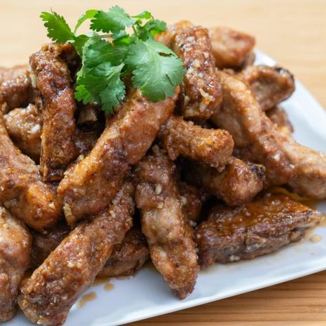 Honey Garlic Ribs, Paprika Pork, Honey And Soy Sauce, Best Shakes, Spare Ribs, Rib Recipes, Honey Garlic, Pork Ribs, Barbecue Sauce