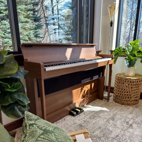 Korg Poetry Chopin-Inspired Digital Piano - Brown – Kraft Music Piano In House, Piano In Bedroom, Digital Piano In Living Room, Brown Piano, Wood Piano, Piano Stand, Piano Room Decor, Piano Living Rooms, Piano Crafts