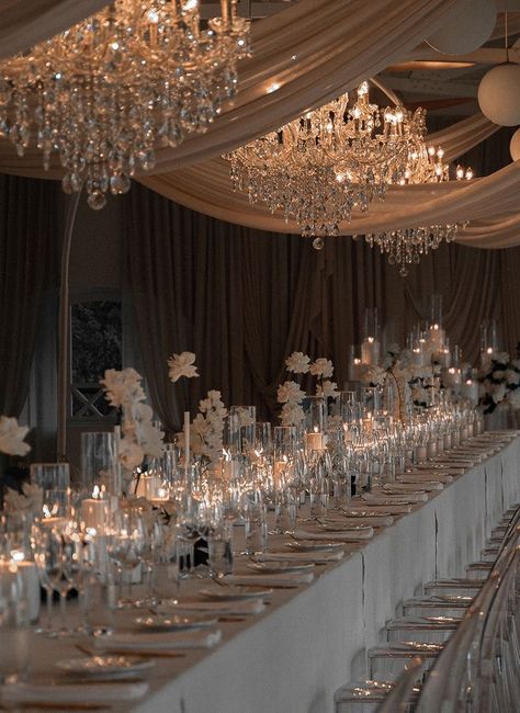 Wedding Decoration With Lights, Lighting Wedding Decor, All Candle Wedding Reception, Elegant Decorations Party, Regal Wedding Aesthetic, Wedding Decoration Candles, Engagement Party Luxury, Quite Luxury Wedding, Luxury Modern Wedding