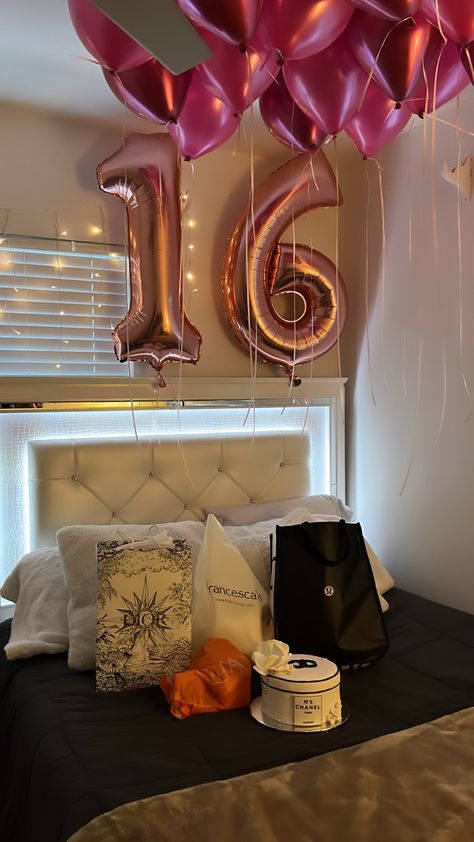 Ideas For Sweet 16 Gifts, Happy16th Birthday, Surprise Birthday Party Aesthetic, Rich Girl Birthday Aesthetic, 16 Birthday Ideas Girl, Rich Teenage Girl Aesthetic, Birthday Cake 16 Sweet Sixteen Aesthetic, Sixteenth Birthday Aesthetic, Simple 16th Birthday Ideas