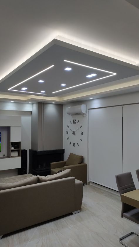 Μοντέρνα ψευδοροφη Simple Ceiling Design, Down Ceiling Design, Pvc Ceiling Design, Pop False Ceiling Design, Design Ceiling, Latest Living Room Designs, Pop Ceiling Design, Ceiling Design Living Room, Ceiling Design Modern