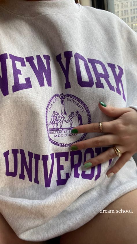 Nyu College, Future New York, Smart Study, Amazing 3d Tattoos, Life After High School, College Vision Board, Aesthetic Old, New York University, Aesthetic Sweatshirt