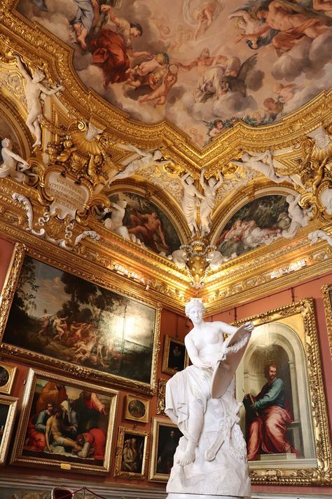 Florence Italy Art Museum, Art In Italy, Italian History Aesthetic, Italy Florence Aesthetic, Florence Statues, Florence Study Abroad, Things To Do In Florence Italy, Florence Italy Winter, Florence Aesthetic Italy