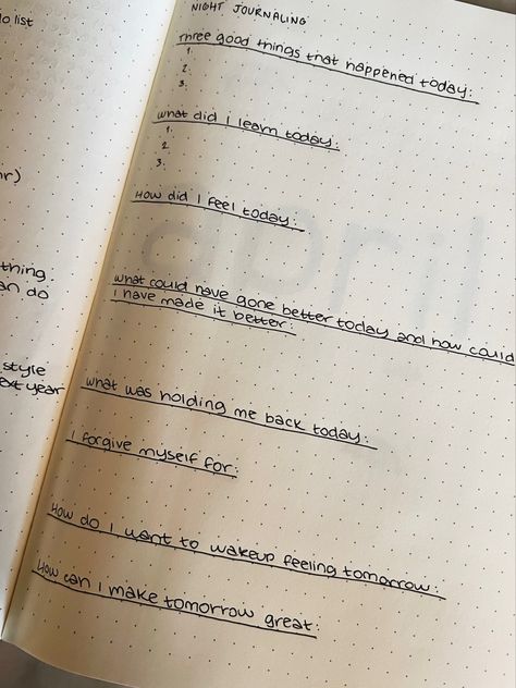 How Do I Want To Feel Today, What To Do In My Journal, How To Journal Feelings, Bed Time Journaling, How My Day Went Journal, How To Get To Know Myself Better, Bad Day Journal Prompts, Daily Journal Prompts Night Time, Morning And Night Journal Prompts