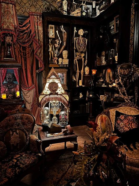 Fantasy House Aesthetic, Halloween Maximalism, Goth House Interior, Victorian Maximalism, Dark Maximalist, Spooky Bedroom, Goth Houses, Maximalist Home, Goth Home