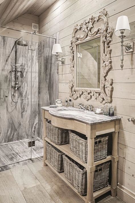 Styl francuski w domu na Mazurach | Weranda.pl Thrifted Decor, Home Wine Cellars, Magic House, Dream Bath, Stone Cottage, Wood And Marble, French Country Cottage, Beautiful Bedrooms, Rustic Chic