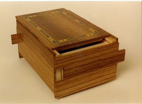 Zebrawood Puzzle box - FineWoodworking Puzzle Box Plans, Toy Box Plans, Japanese Puzzle Box, Helpful Websites, Japanese Puzzle, Wooden Puzzle Box, Puzzle Boxes, Box Puzzle, Wood Crafting Tools