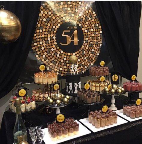 Motown Party, 70s Party Theme, 70s Theme Party, Disco Birthday Party, Disco Party Decorations, 54th Birthday, Disco Theme, 70s Party, Themed Desserts