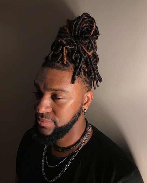 Faux Locs Men, Man Bun Braids, Bun Braids, Faux Locks, Instagram Men, Hair Dyes, Goddess Locs, Box Braid, Mens Braids