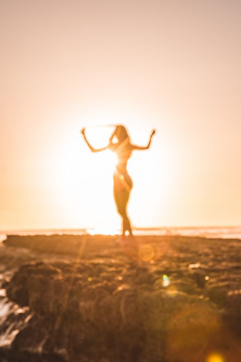 Vibrational Energy, Wild Woman, Woman Silhouette, Good Vibes Only, Healthy Body, Good Vibes, Law Of Attraction, Free Stock Photos, Lightroom