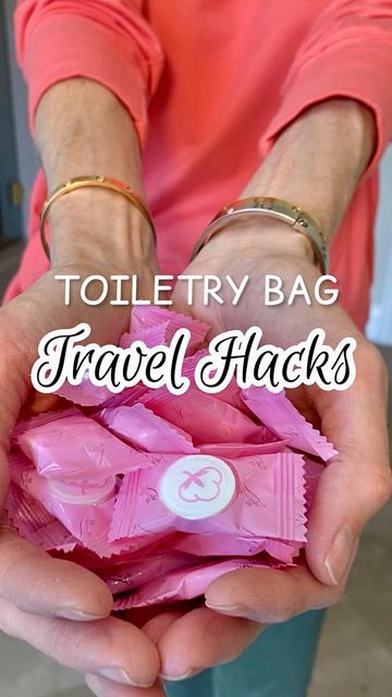 Travel Bathroom, Carryon Bag, Sanitary Towels, Travel Shampoo, Travel Container, Wash Clothes, Organized Mom, Sanitary Pads, Travel Bottles