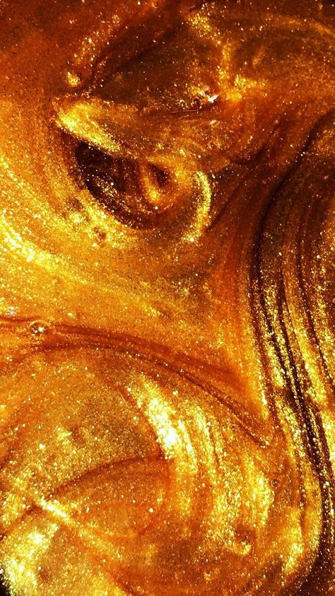 Gold Aesthetic Wallpaper, Orange Aura, Gold Girl, Gold Aesthetic, Orange Aesthetic, Iphone Wallpaper Photos, Yellow Aesthetic, Golden Girl, Homescreen Wallpaper