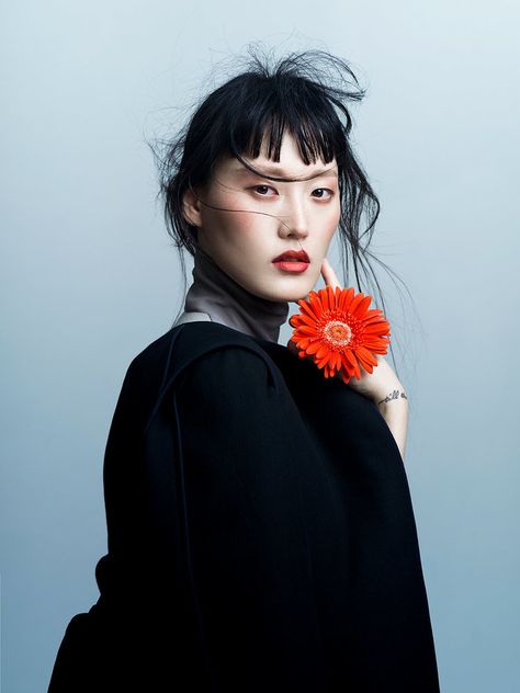 Harper's Bazaar Vietnam Editorial - Hye Seung Lee Messy Hair Look, Gordon Parks, Vogue Japan, Harper’s Bazaar, 인물 사진, Harper's Bazaar, Harpers Bazaar, Fashion Editorial, Messy Hairstyles