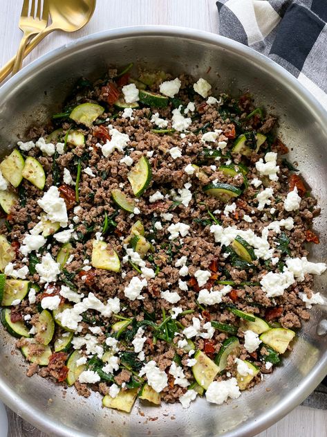 Mediterranean Ground Beef Skillet Greek Beef Skillet, Mediterranean Ground Beef Stir Fry, Ground Beef Feta Recipe, Ground Beef Vegetables, Ground Beef Veggie Skillet, Mediterranean Recipes With Ground Beef, Ground Beef And Feta Recipes, Mediterranean Diet Ground Beef Recipes, Ground Beef Mediterranean Recipes