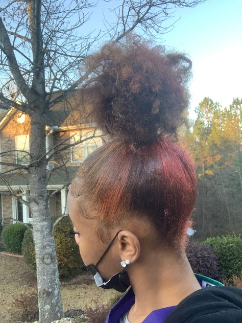 Too Knot Bun Black Women Natural Hair, Pink N Brown Hair, Top Knot Natural Hair Black Women, Brown N Pink Hair, Top Knot Curly Bun, Top Knot Ponytail Black Women, Top Knot Bun Curly Hair, Natural Top Knot Bun, Top Not Bun Natural Hair