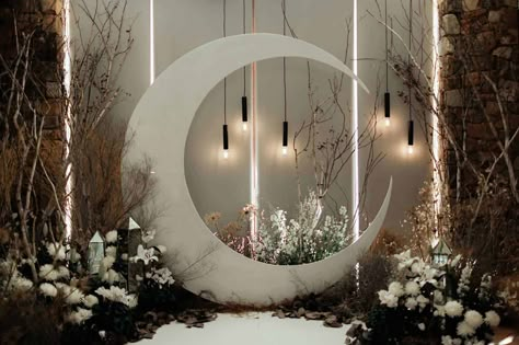 cresent moon wedding arbour Celestial Backdrop, Celestial Inspiration, Celestial Wedding Theme, Moon Wedding, Celestial Wedding, Event Table, Reception Design, Winter Wedding Inspiration, Event Lighting