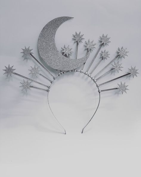 Moon And Stars Costume Diy, Moon Headpiece Diy, Moon Headband Diy, Moon Costume Women, Moon Costume Diy, Costumes With Glasses, Moon Headband, Masquerade Outfit Ideas, Neon Unicorn