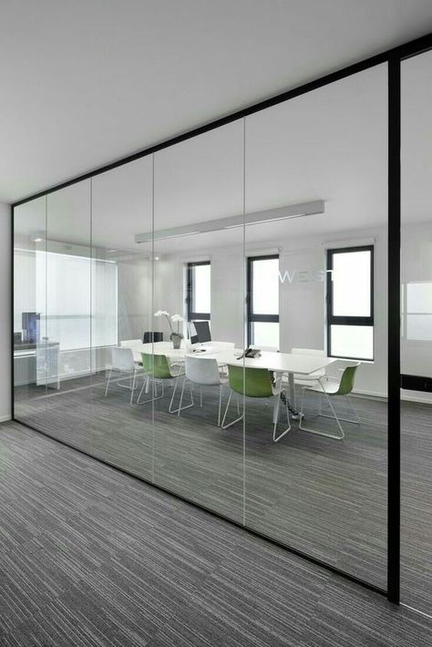 Minimalist Dekor, Meeting Room Design, Don Pedro, Office Meeting Room, Modern Office Interiors, Corporate Office Design, Glass Office, Office Space Design, Office Partition