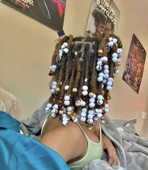 Hairstyles Faux Locs, Hairstyles Locs, Short Dreadlocks Styles, Cabello Afro Natural, Short Locs, Beautiful Dreadlocks, Short Locs Hairstyles, Quick Natural Hair Styles, Faux Locs Hairstyles