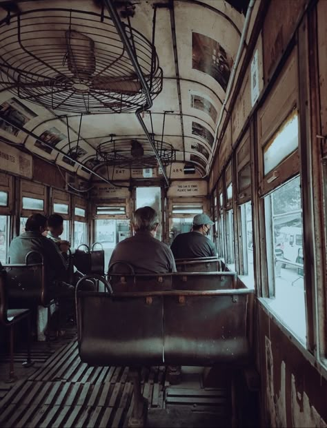 Kolkata Tram Photography, Bengal Aesthetic, Kolkata Tram, Tram Photography, Bengali Woman, Kolkata Photography, City Life Photography, Emoji Drawings, Alight Motion