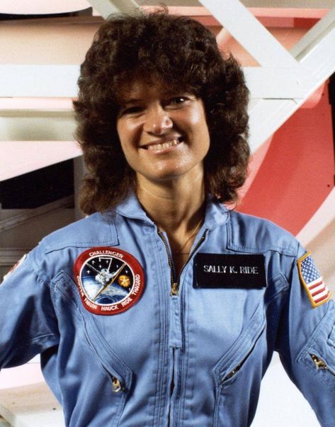 Nasa Women, Sally Ride, Preschool Bulletin Boards, History People, Nasa Astronauts, The First Americans, Space Suit, Space Program, Space Nasa