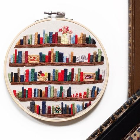 he most colourful bookshelf you ever did see 📕 via. @alexsembroidery #dmcembroidery #dmcthreads #embroiderylove #modernembroidery Hand Embroidery Projects, 자수 디자인, Simple Embroidery, Sewing Embroidery Designs, Hand Embroidery Art, Hand Embroidery Stitches, Modern Embroidery, Embroidery Hoop Art, Embroidery Craft