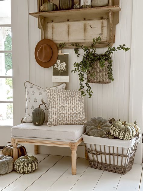 Top Cozy Cottage Finds of the Week 21 Plant Stand Table, Luxury Farmhouse, Liz Marie, Cottage Decor Farmhouse, Neutral Fall Decor, Cozy Fall Decor, Hall Decor, Farmhouse Fall Decor, Decor Essentials