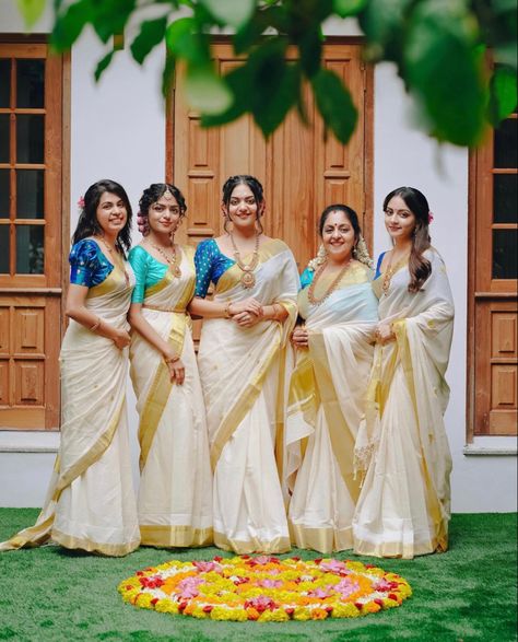 Kerala Dress, Indian Wedding Bridesmaids, Wedding Matching Outfits, Onam Outfits, Onam Saree, Sisters Photoshoot Poses, Sister Photography, Indian Bridesmaids, Latest Blouse Designs Pattern