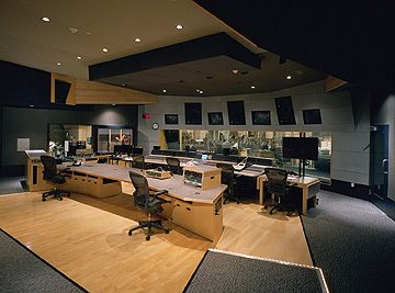 d Professional Recording Studio, Music Room Design, Music Recording Studio, Audio Studio, Recording Studio Design, Recording Studio Home, Music Studio Room, Control Room, Home Recording Studio