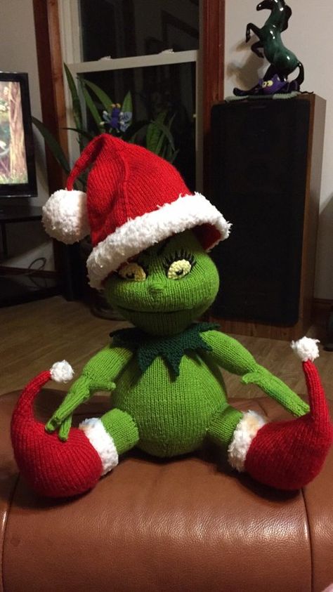 Knitted Grinch knitting project by Toni R | LoveKnitting Christmas Toy Knitting Patterns, Mala Designs, Christmas Knitting Projects, Christmas Knitting Patterns Free, Knitted Toys Free Patterns, Animal Knitting Patterns, Knitting Patterns Toys, Christmas Knitting Patterns, Crochet Fall