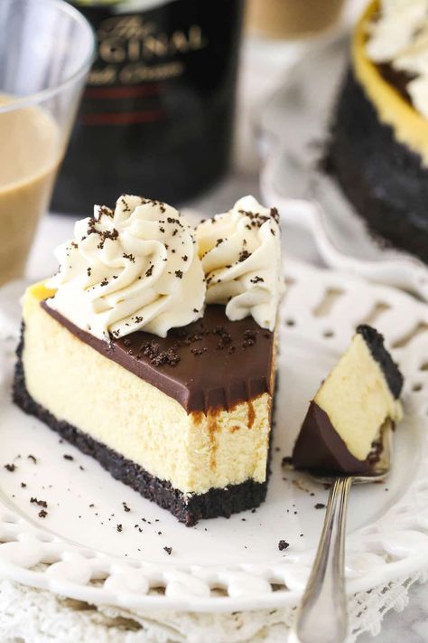 Baileys Whipped Cream, Irish Cream Recipes, Baileys Dessert, Baileys Irish Cream Recipes, Baileys Cake, Cheese Cake Recipe, Irish Cream Recipe, Baileys Cheesecake, Chocolate Baileys